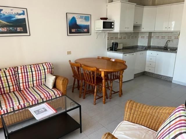 Apartamentos Bellavista Gomera Плайя-де-Сантьяго Экстерьер фото